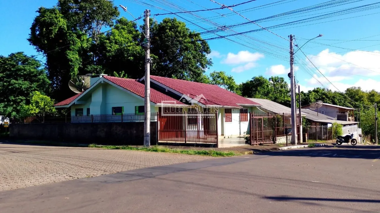 Casa com 3 dormitórios, foto 1