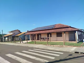 Casa com 3 dormitórios, foto 1