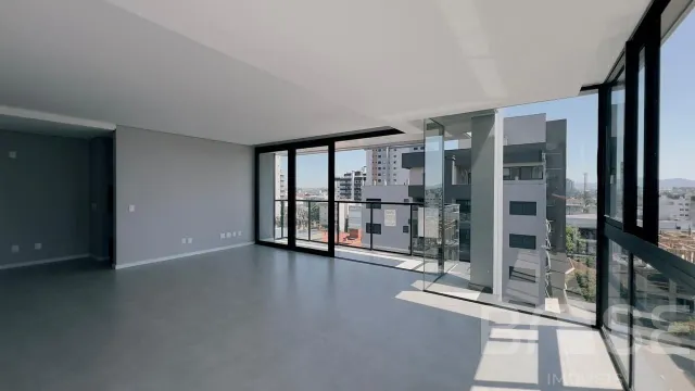 Apartamento com 3 dormitórios, foto 2