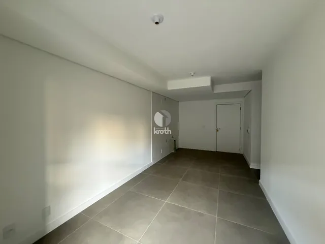 Apartamento com 2 dormitórios, foto 3