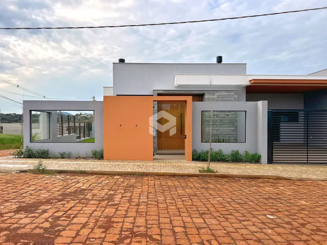 Casa geminada com 3 dormitórios