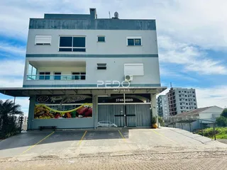 Fachada de um imóvel residencial ou comercial em Lajeado, Brasil.