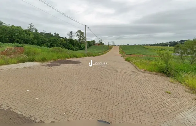 Vista da estrada de acesso à propriedade em Lajeado, Brasil.