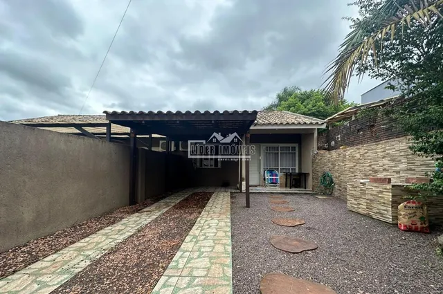 Casa geminada com 2 dormitórios