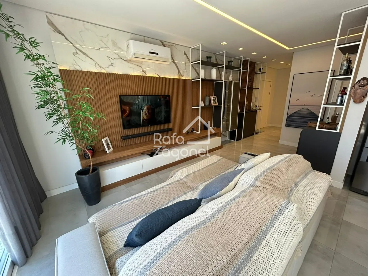 Apartamento com 3 dormitórios, foto 1