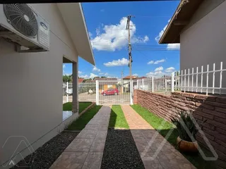 Casa com 3 dormitórios, foto 2