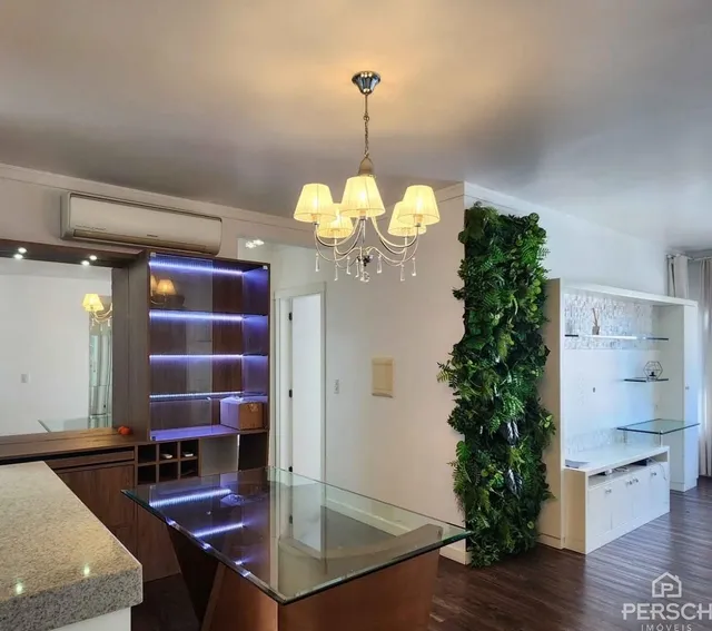 Apartamento com 2 dormitórios