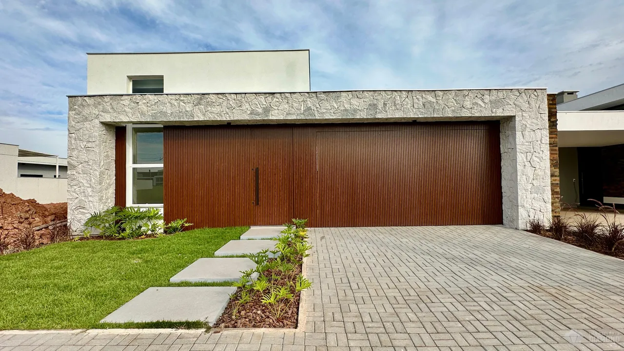 Casa com 3 dormitórios, foto 1