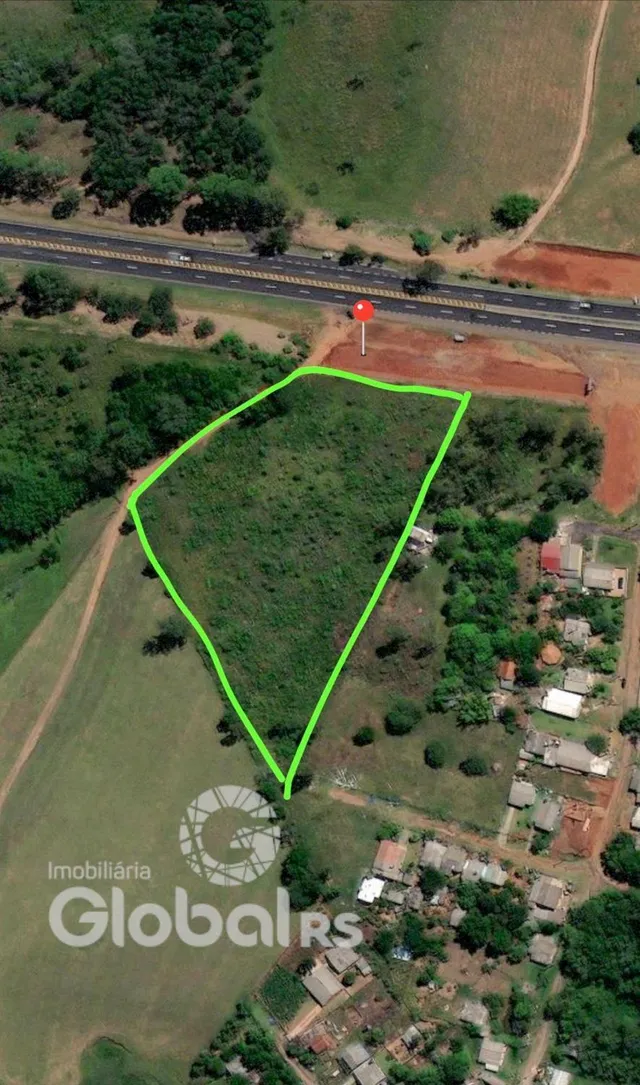 Vista aérea de um terreno em Lajeado, Brasil, com delimitação de propriedade.