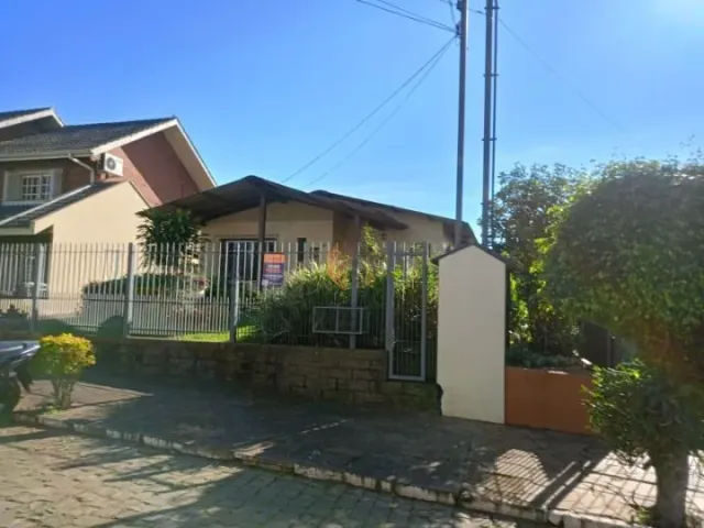 Casa com 3 dormitórios