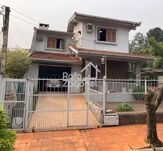 Casa com 4 dormitórios, foto 1