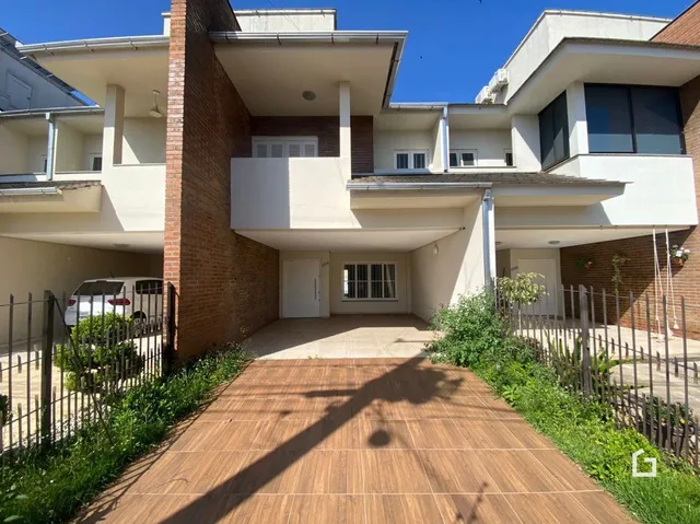 Fachada de uma residência em Lajeado, Brasil.