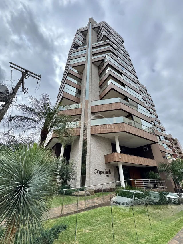 Fachada de um prédio residencial alto em Lajeado, Brasil.