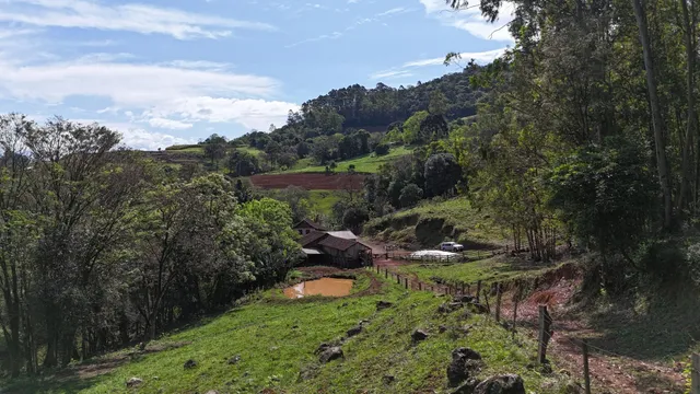 Área rural com 3 dormitórios, foto 2