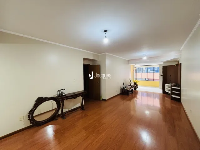 Apartamento com 3 dormitórios, foto 2