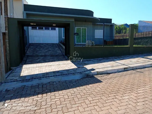 Casa com 2 dormitórios