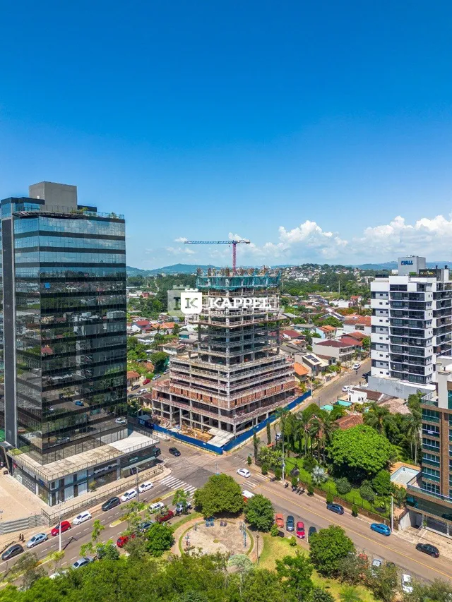 Fachada de um prédio comercial moderno em Lajeado.