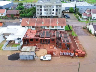 Casa geminada com 3 dormitórios, foto 1