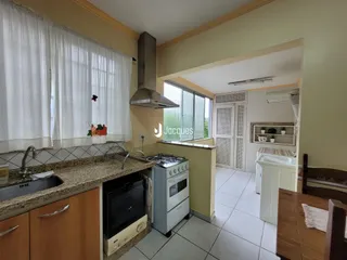 Vista da cozinha de uma propriedade em Lajeado, Brasil.