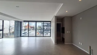 Apartamento com 3 dormitórios, foto 2