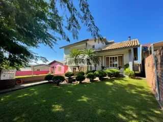 Casa com 3 dormitórios, foto 1