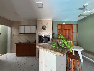 Vista da cozinha de uma propriedade em Lajeado, Brasil.