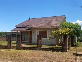 Casa com 3 dormitórios, foto 1