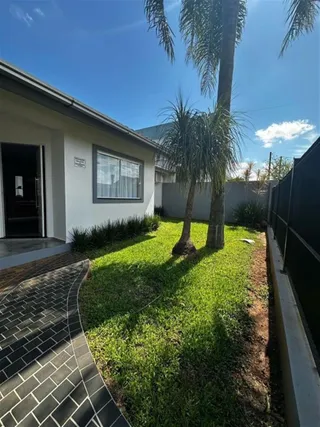 Casa com 4 dormitórios, foto 2