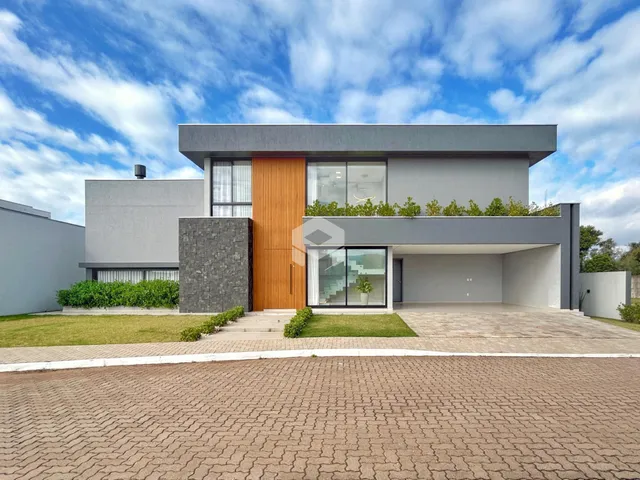 Fachada moderna de uma residência em Lajeado, Brasil.