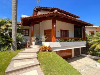 Casa com 4 dormitórios, foto 2