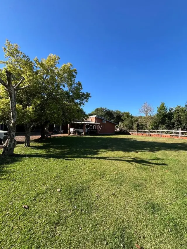 Área rural com 2 dormitórios