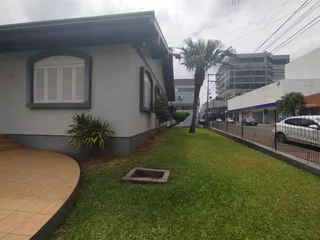 Casa com 4 dormitórios, foto 3