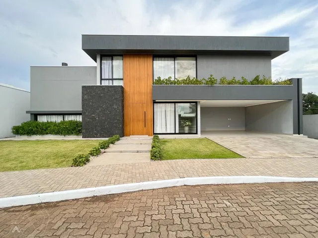 Casa com 3 dormitórios