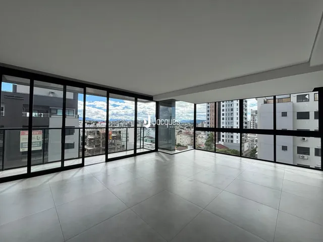 Apartamento com 3 dormitórios, foto 2