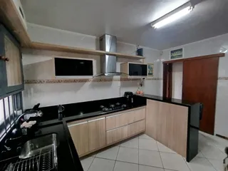Casa com 4 dormitórios, foto 6