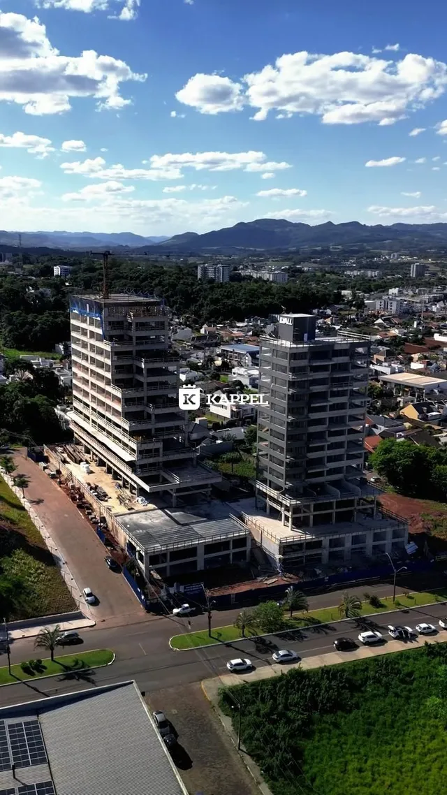 Vista aérea de um edifício em construção em Lajeado, Brasil.