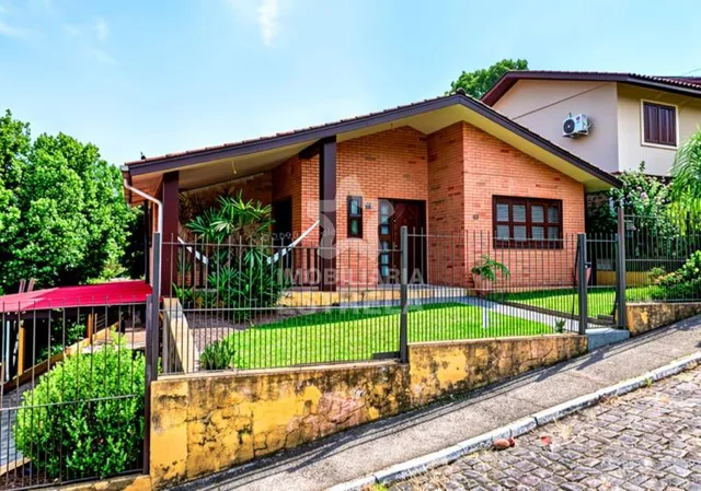 Casa com 3 dormitórios