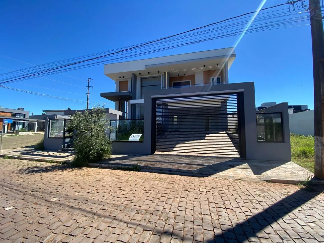 Casa com 3 dormitórios, foto 1