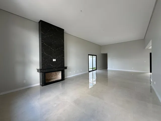 Casa com 3 dormitórios
