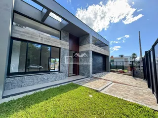 Casa com 3 dormitórios, foto 1