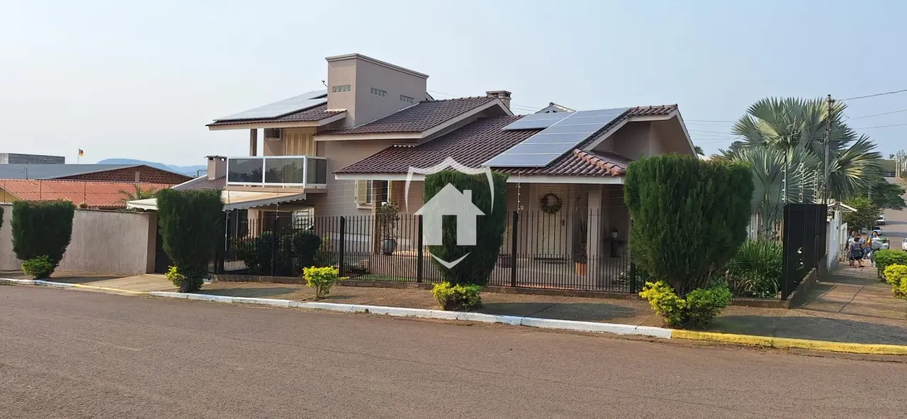 Casa com 2 dormitórios, foto 1