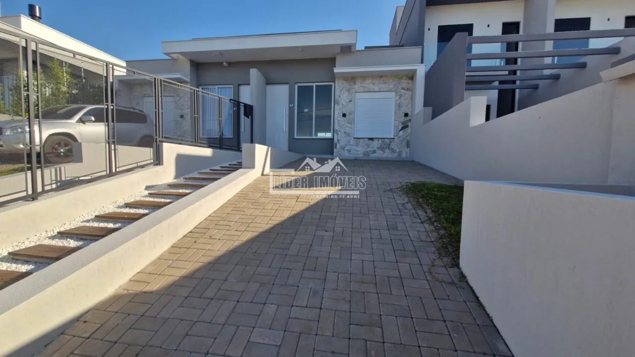 Casa geminada com 2 dormitórios, foto 1