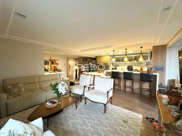 Apartamento com 3 dormitórios, foto 2
