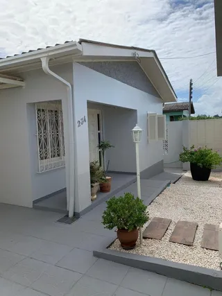 Casa com 4 dormitórios