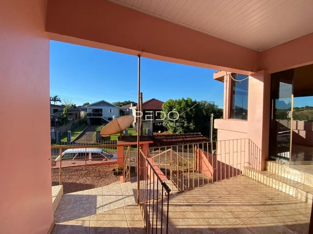 Casa com 4 dormitórios, foto 2