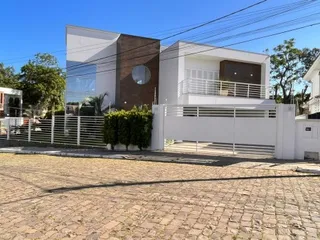 Casa com 3 dormitórios