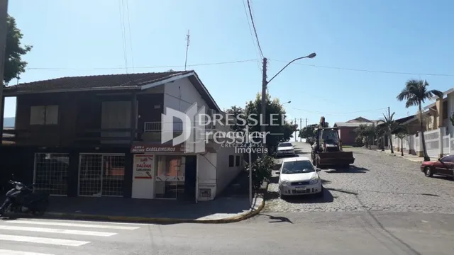 Casa com 4 dormitórios, foto 2