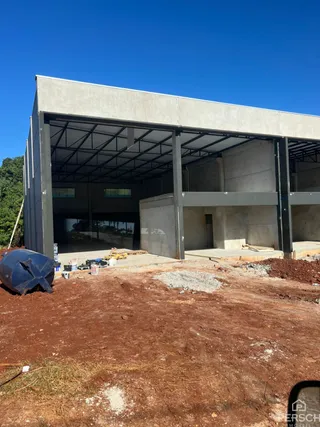 Foto da estrutura externa de um imóvel em construção em Lajeado, Brasil.