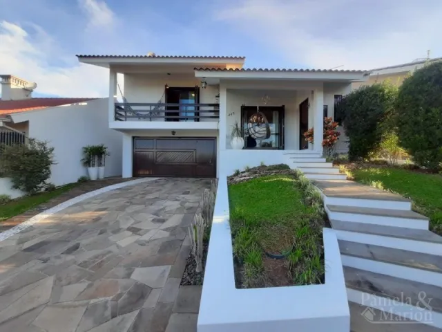 Casa com 3 dormitórios
