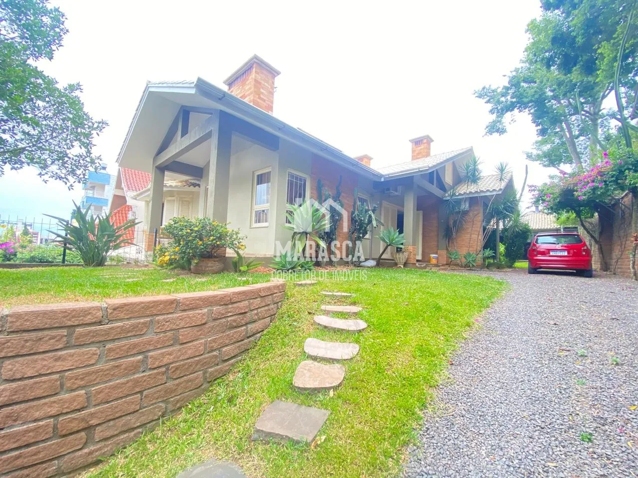 Casa com 3 dormitórios, foto 1